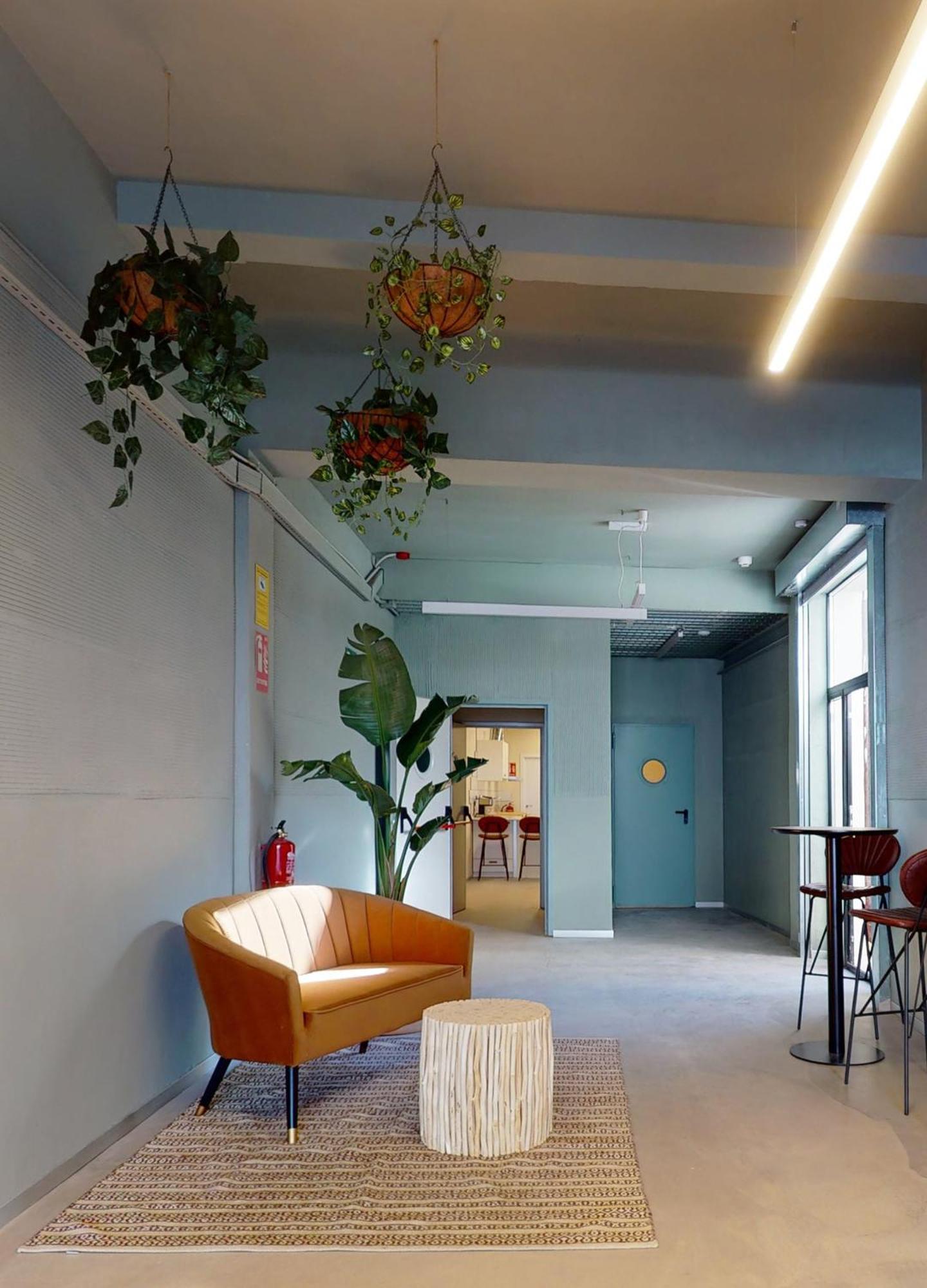 Ola Living Hostal Tetuan 马德里 外观 照片